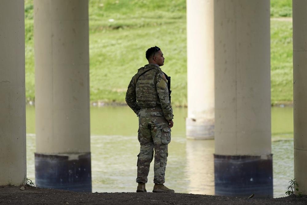 Mueren 9 migrantes en el río Bravo