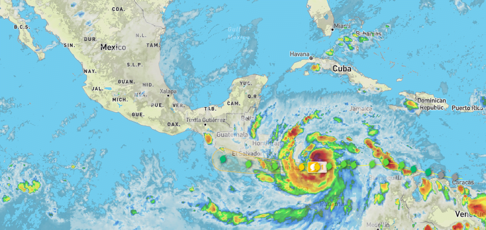 Surge la tormenta tropical Julia