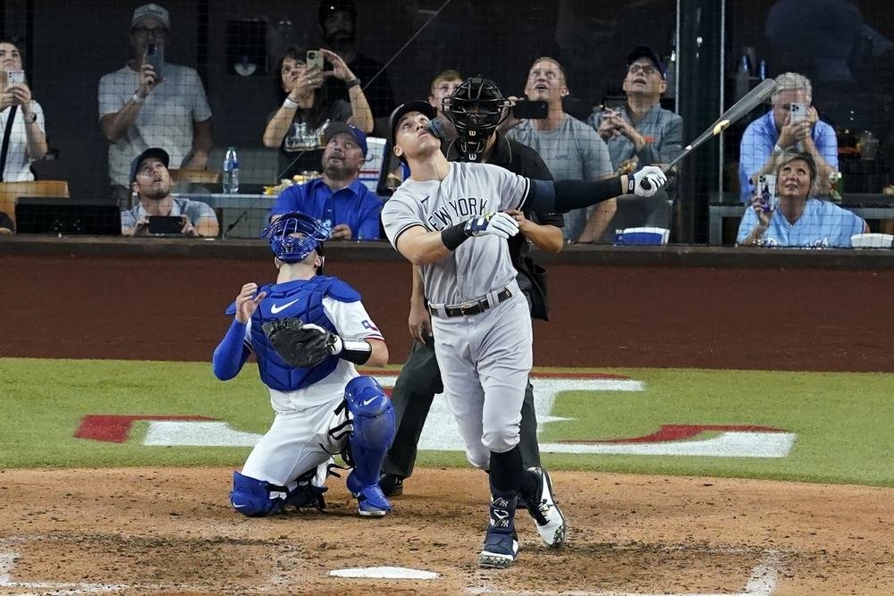 Aaron Judge hace historia: pega jonrón 62