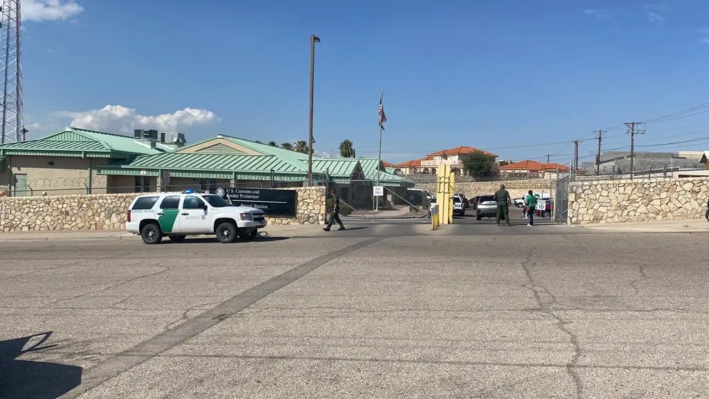 Matan a mexicano en centro de detención de Texas