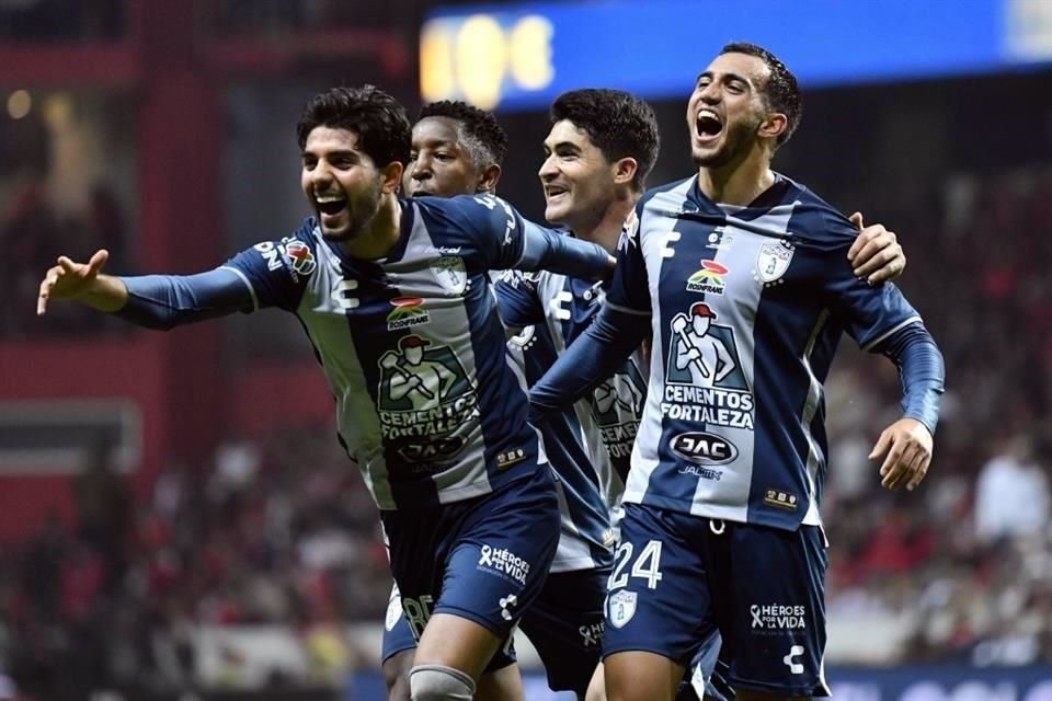 Aplastan Tuzos a los Diablos