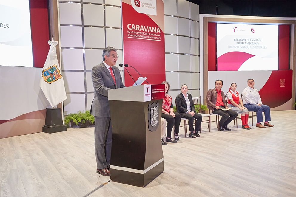 Maestros de Tamaulipas diseñan nuevos libros de texto