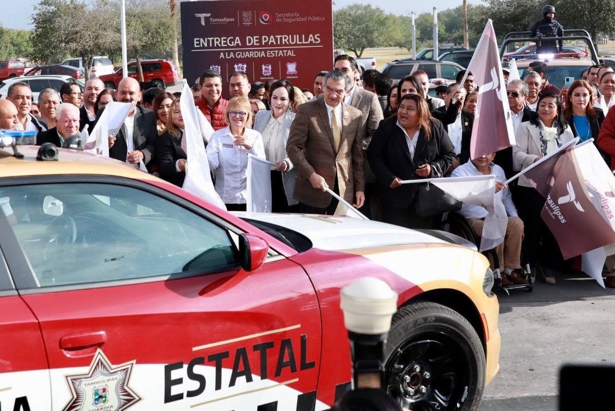 Entregan unidades de la Guardia Estatal para NLD