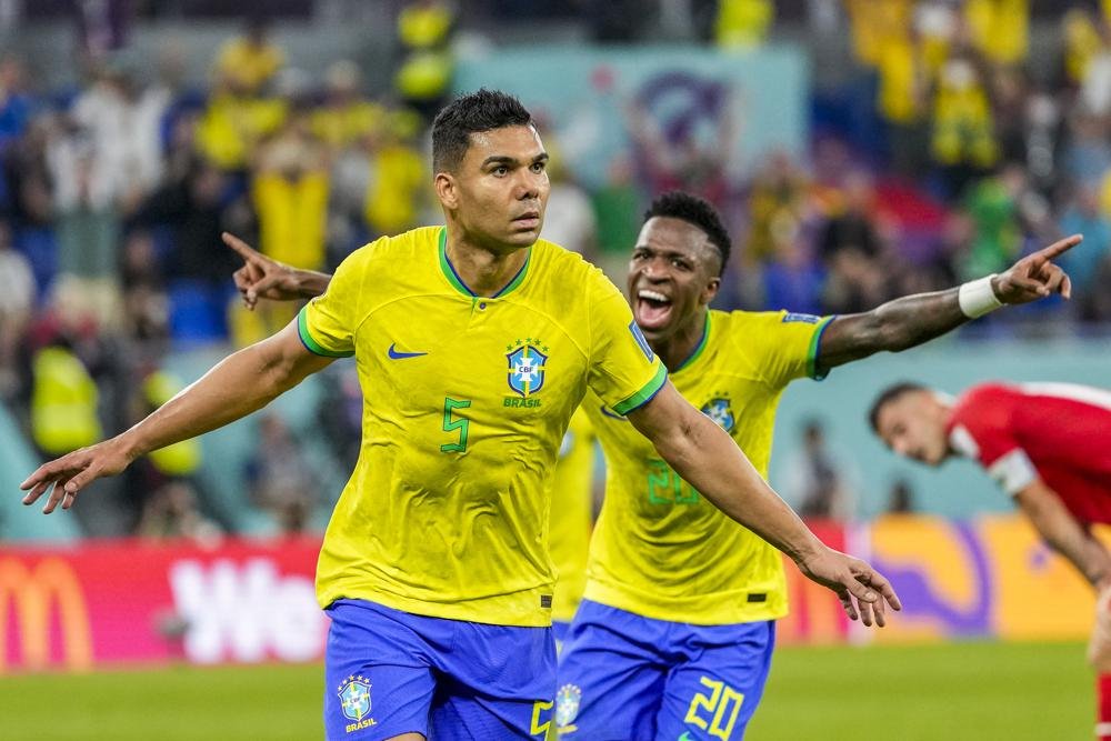 Brasil, sin Neymar, pasa a octavos de final