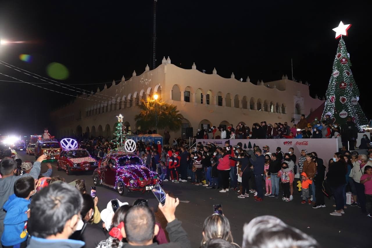 Alistan en NLD el Desfile Navideño