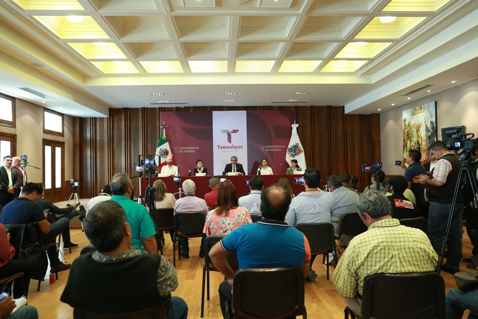 Denuncia AVA daño al erario por 500 millones de pesos