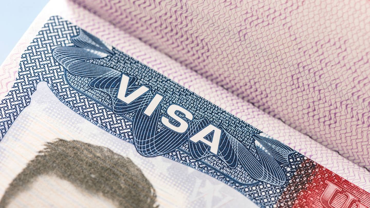 EU mantiene decisión de eximir entrevistas para ciertas visas