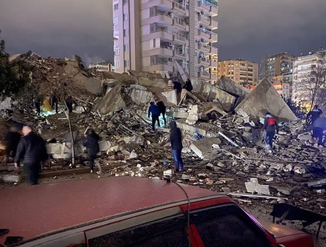 Sacude temblor Turquía y Siria