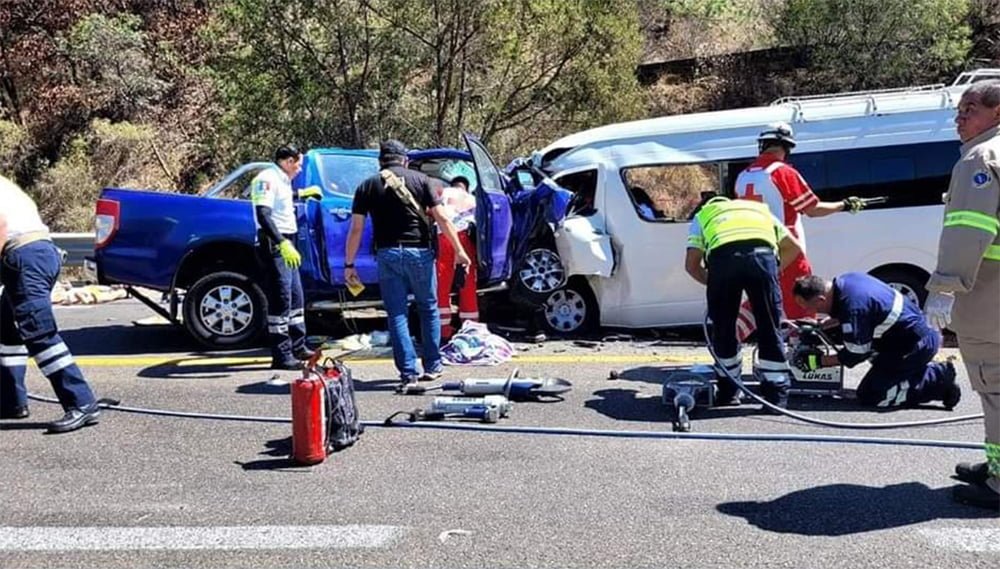 Mueren 13 en accidente en Oaxaca