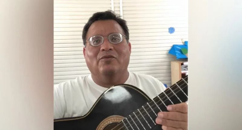 Maestro se despide con canción… y muere al día siguiente