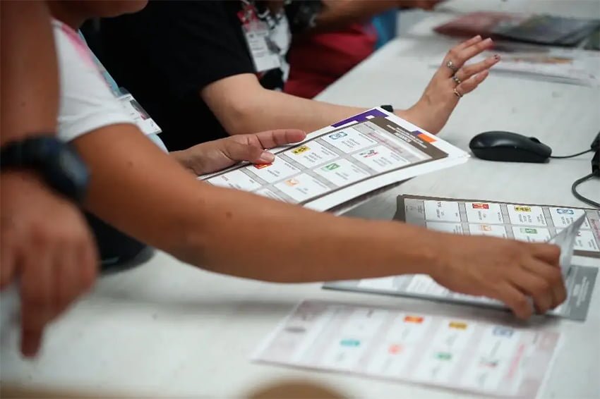 Comienza el voto por internet