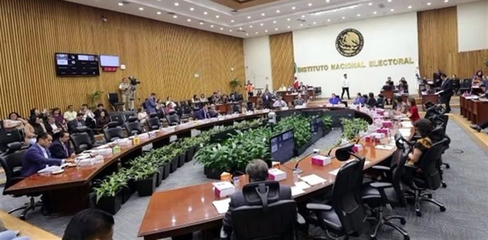 Niega el INE candidatura a Cabeza de Vaca
