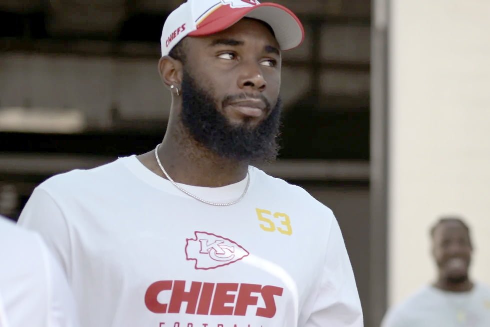 Sufre paro cardiaco ala defensiva de los Chiefs