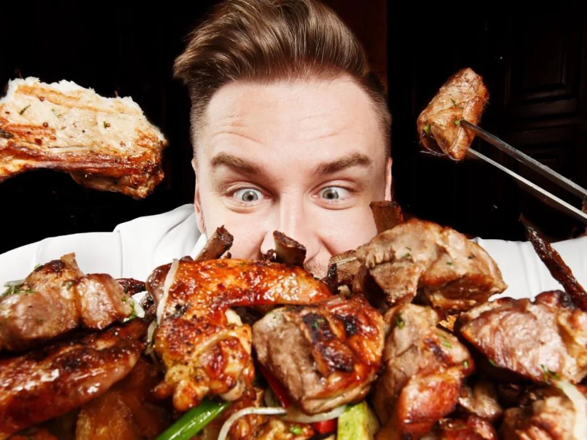 Sí, es verdad… los hombres comen más carne que las mujeres