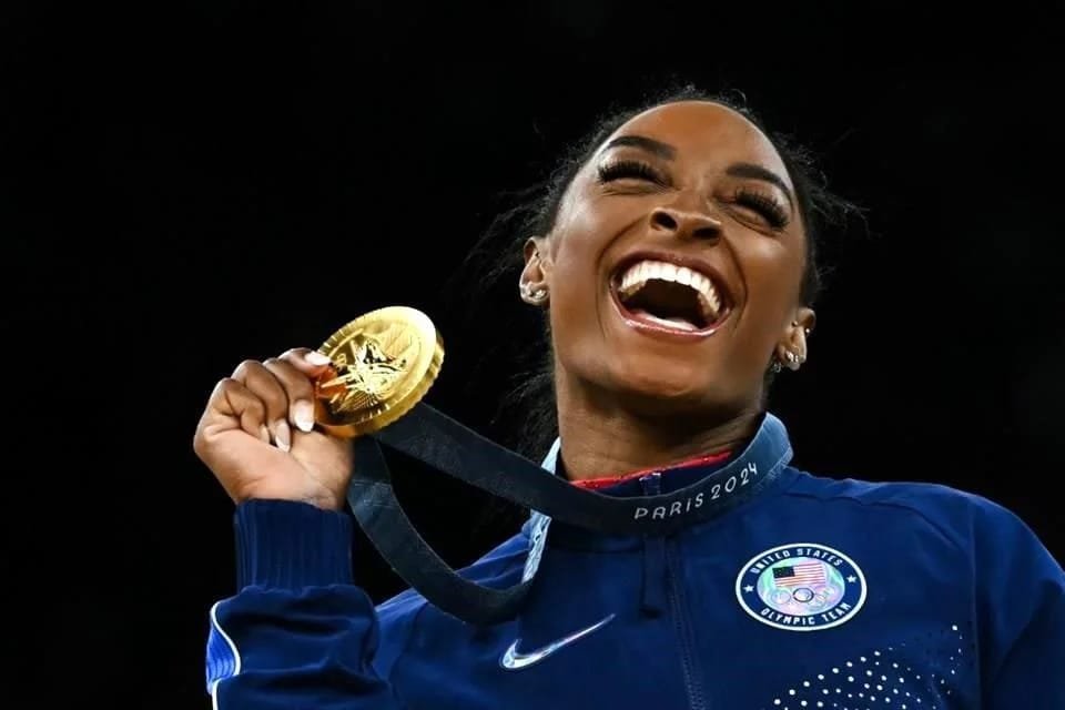 Consigue Simone Biles segundo oro en París