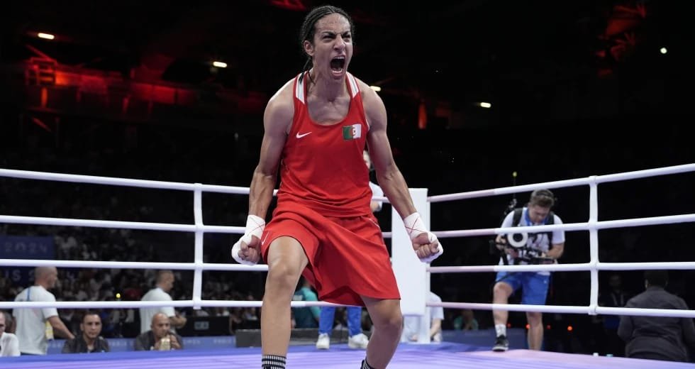 Asegura medalla en boxeo Imane Khelif