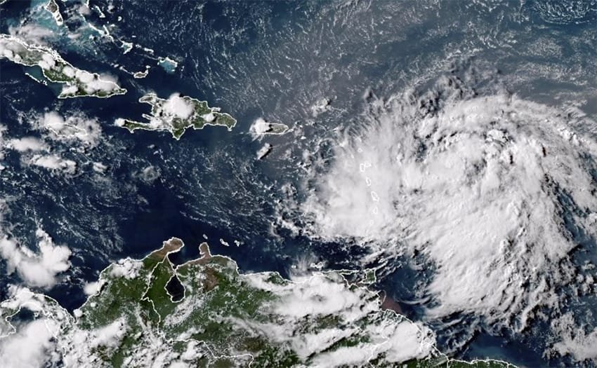Tormenta tropical Ernesto se dirige a Puerto Rico