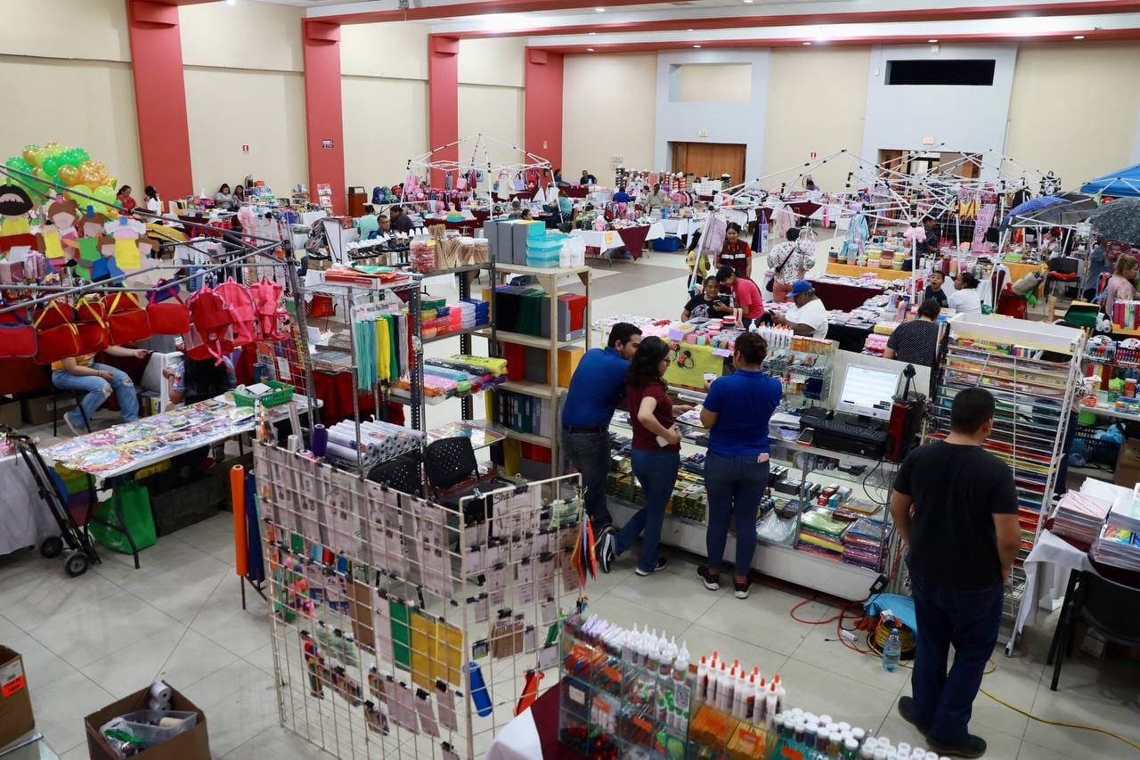 Aproveche la Expo y compre útiles a bajo precio