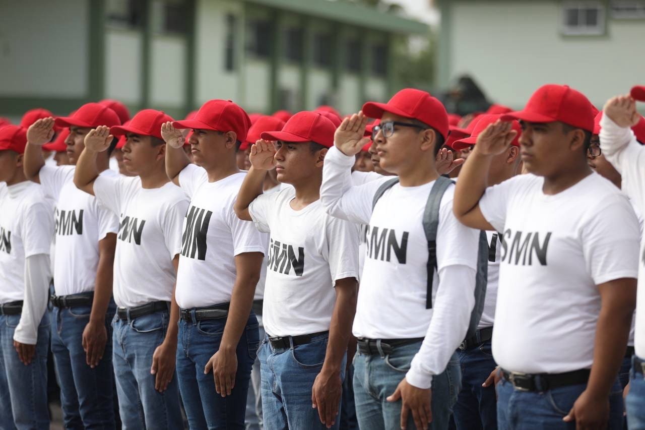 Jóvenes nacidos en 2006 deben tramitar cartilla