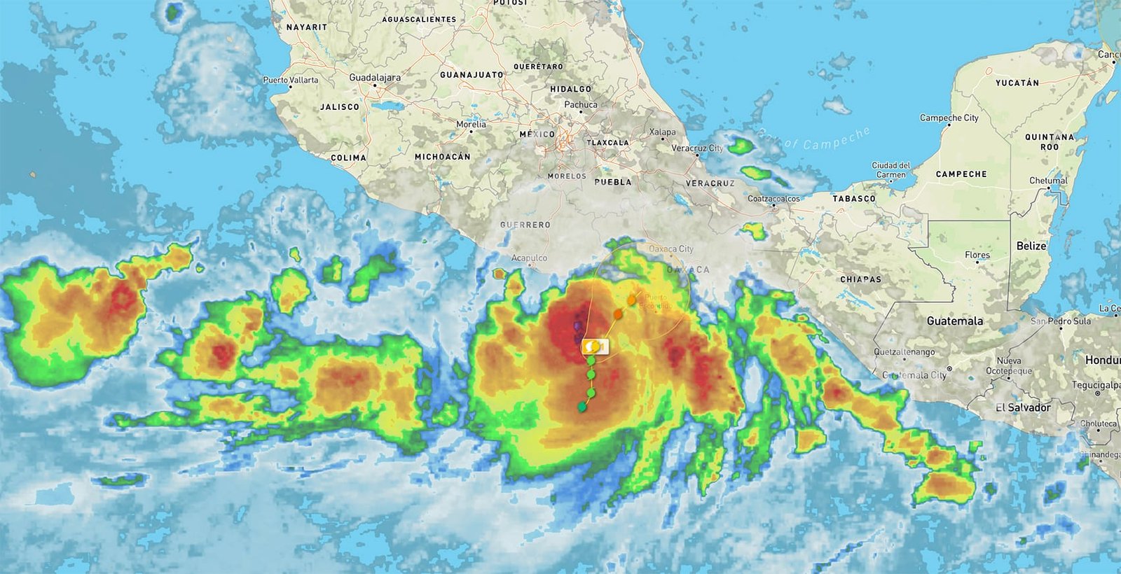 Impactará John como huracán 2 a Oaxaca