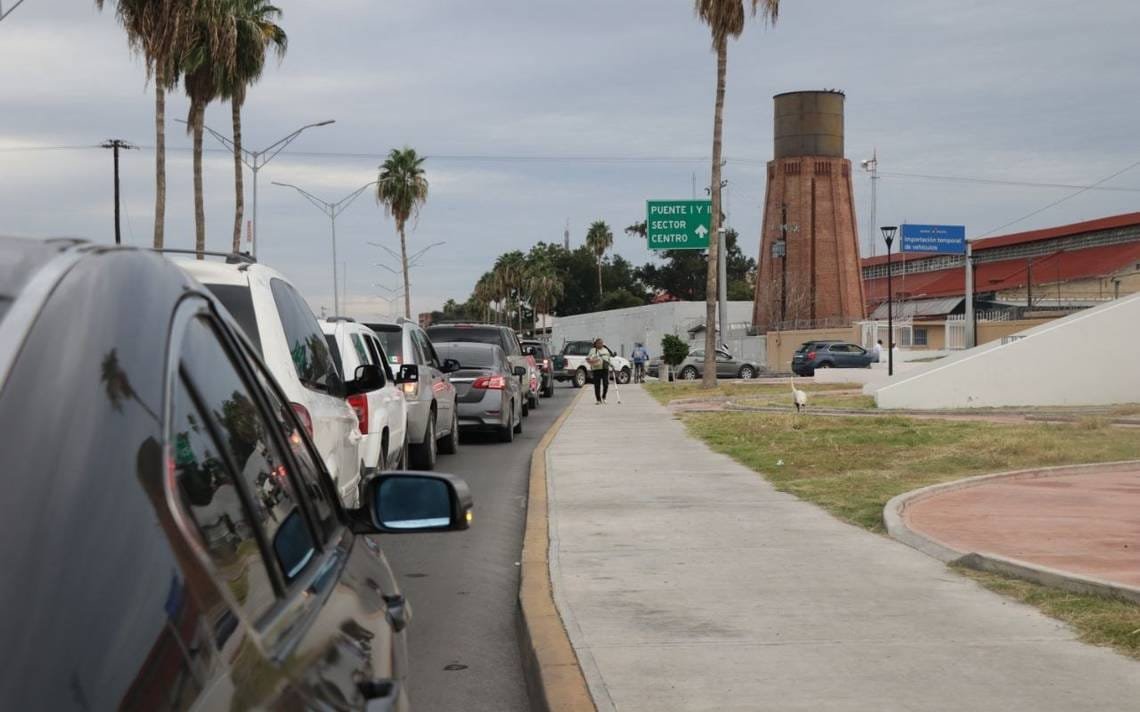 Amplía AMLO el decreto para regularizar autos chocolate