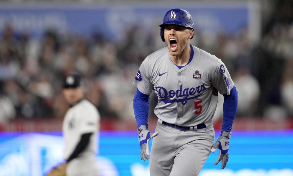 Rompe Freeman par de récords en la Serie Mundial