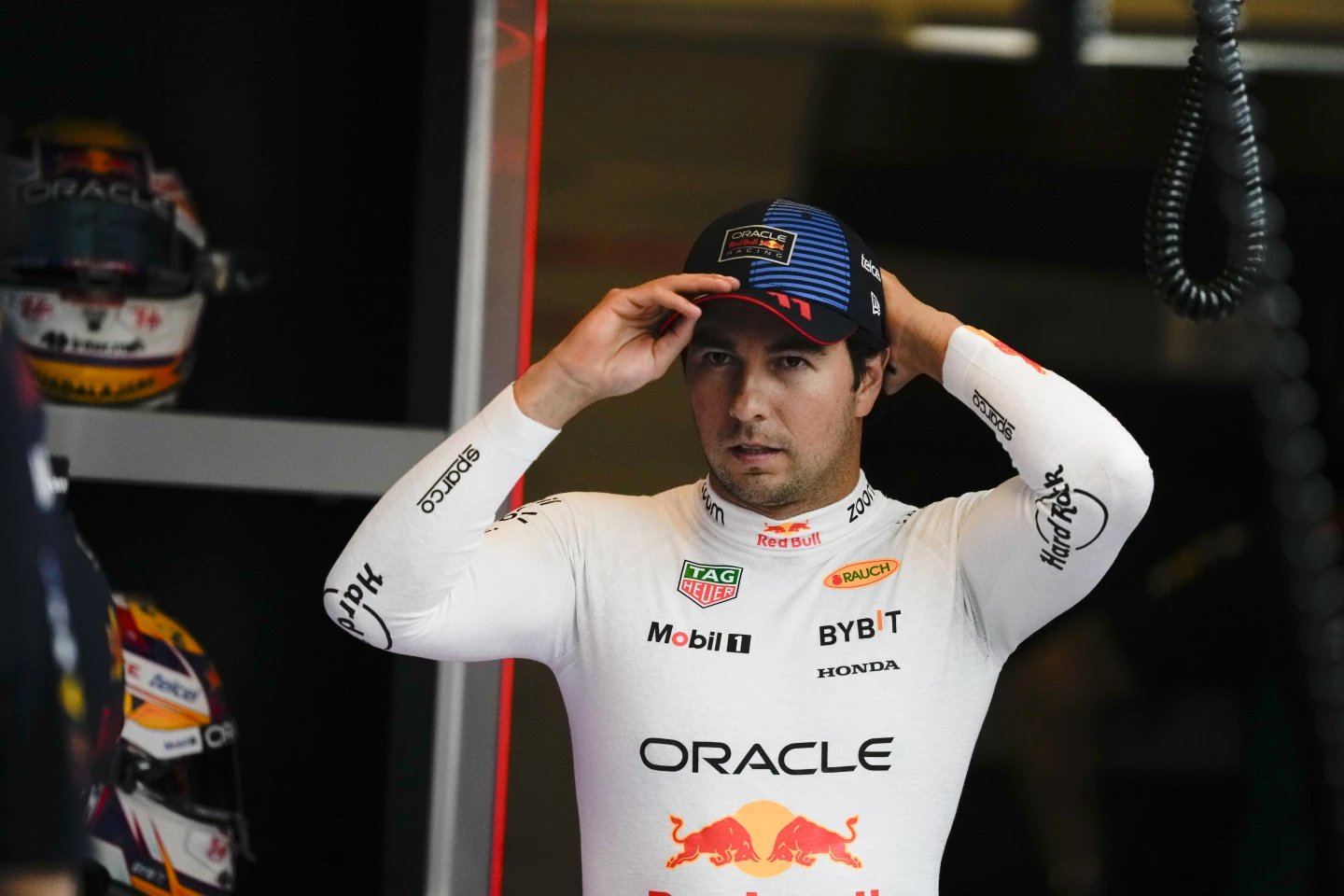 Despide Red Bull a ‘Checo’ Pérez