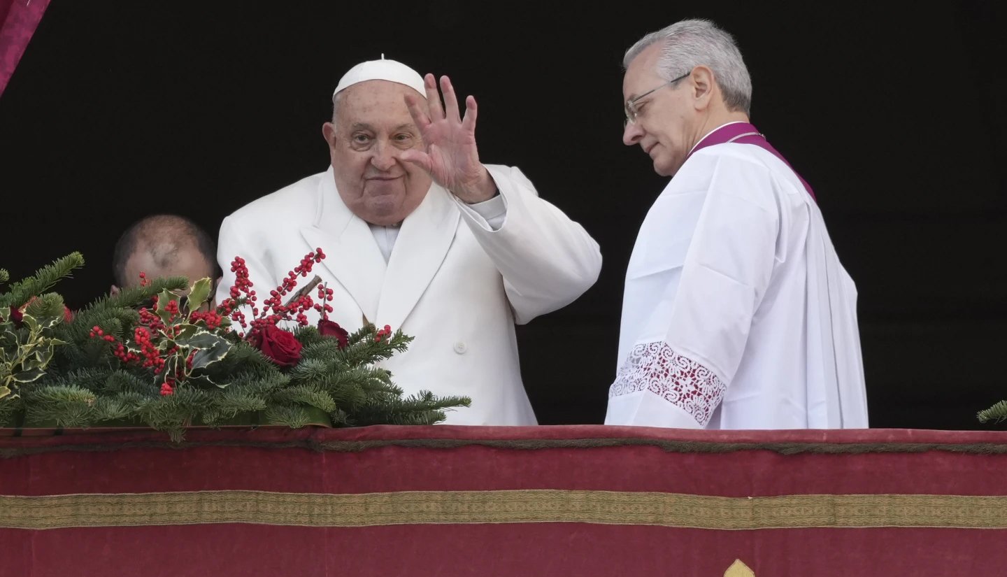 Llama el Papa a silenciar las armas y superar divisiones