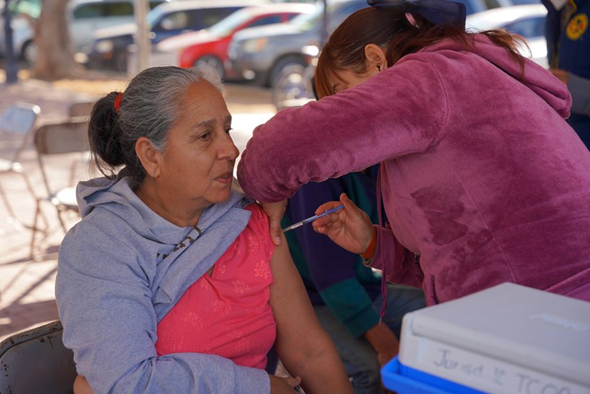 Aprovecha ciudadanía campaña de vacunación