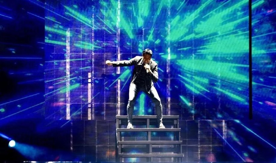 Pone Chayanne a bailar a regios