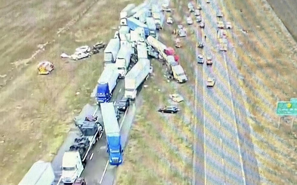 Tormentas de polvo causan mortales accidentes múltiples
