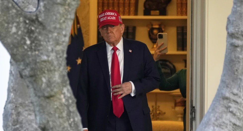 Impone Trump aranceles de 25% al acero y aluminio