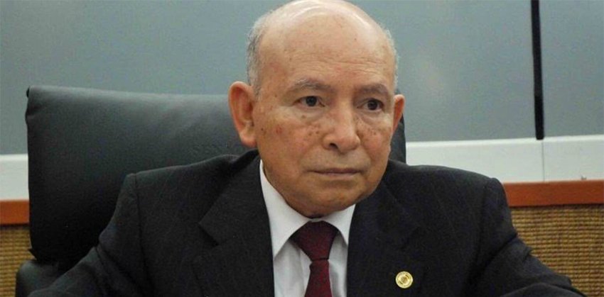 Hospitalizan a Manuel Cavazos Lerma
