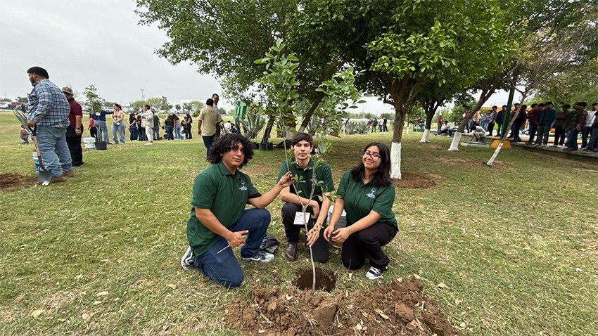 Impulsan reforestación y huertos escolares en la UT de Nuevo Laredo