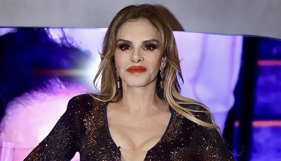 Hospitalizan a la actriz Lucía Méndez