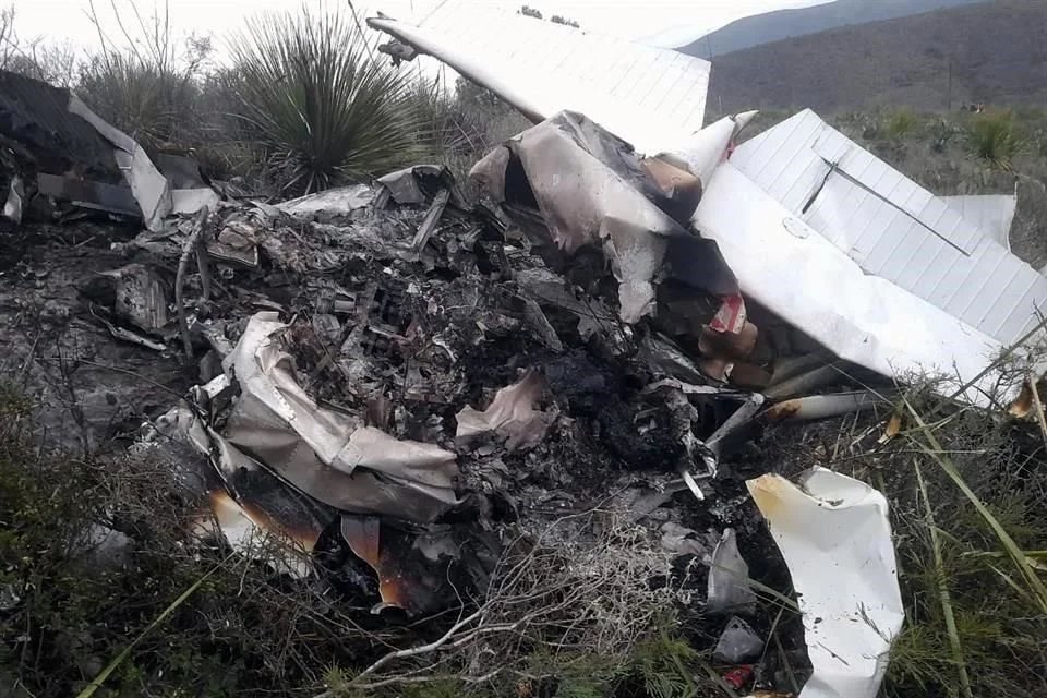 Se estrella avioneta en Sierra de Coahuila