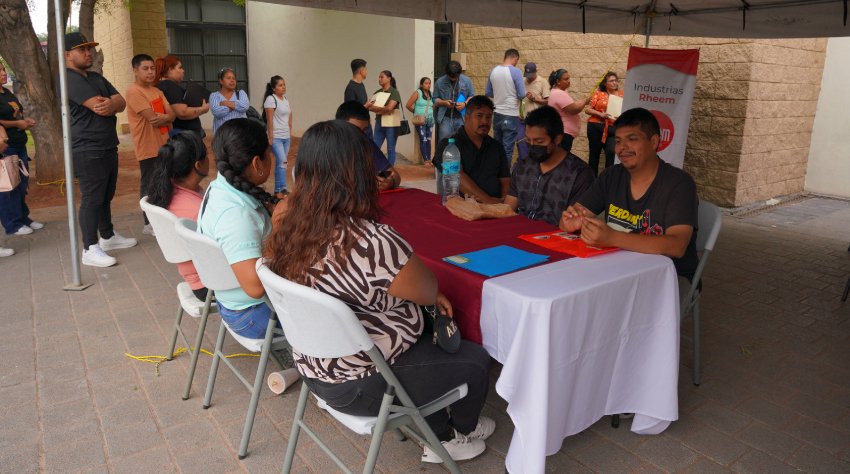 Se une Rheem con Municipio para ofrecer empleo