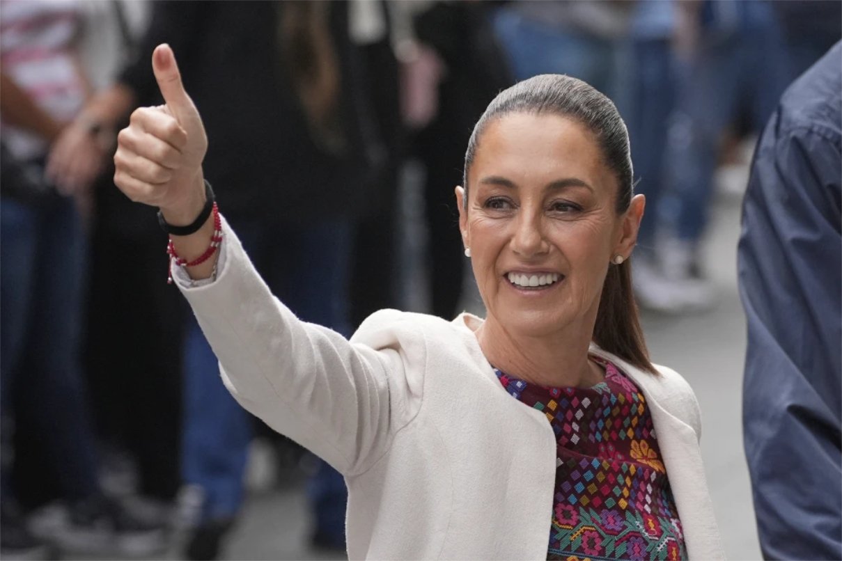 Celebra Sheinbaum que Trump reconozca a inmigrantes