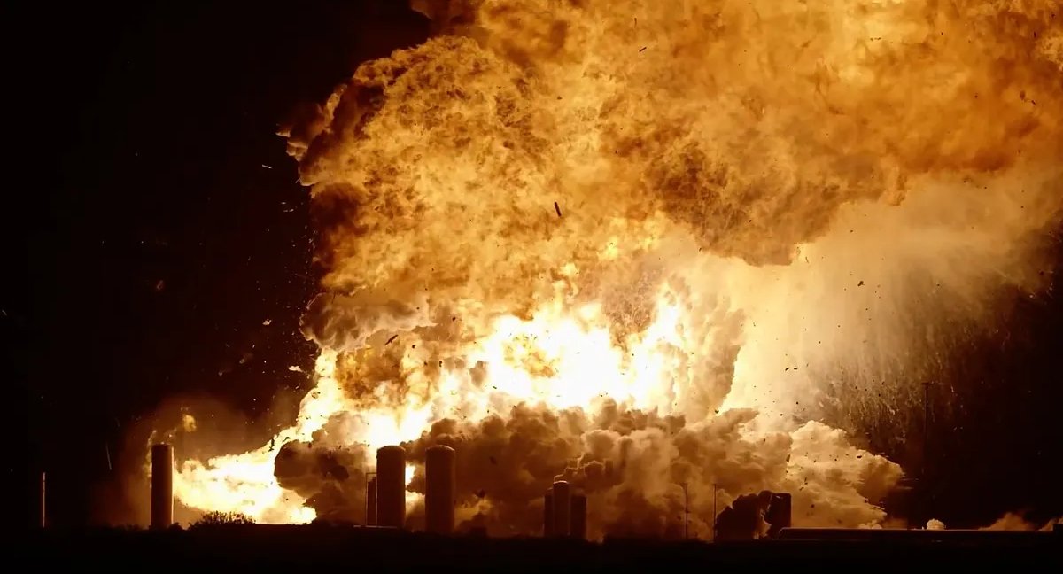 Explota cohete espacial en Texas, cerca de Matamoros