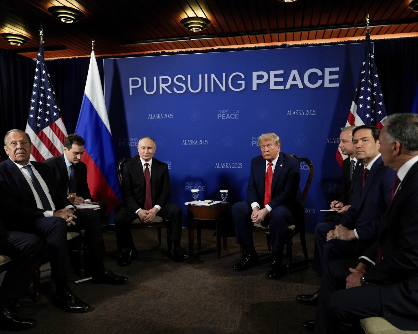 Termina sin acuerdos reunión Trump-Putin